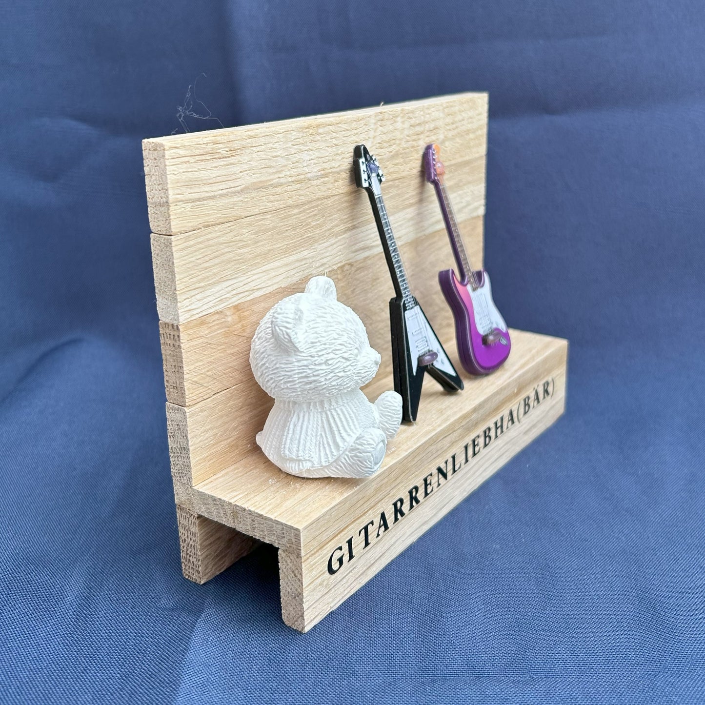 Dekoaufsteller „Gitarrenliebha(bär)“
