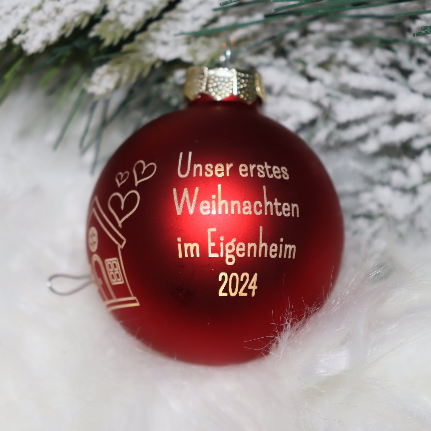 Personalisierte Weihnachtskugel mit Lasergravur „Unser erstes Weihnachten im Eigenheim“