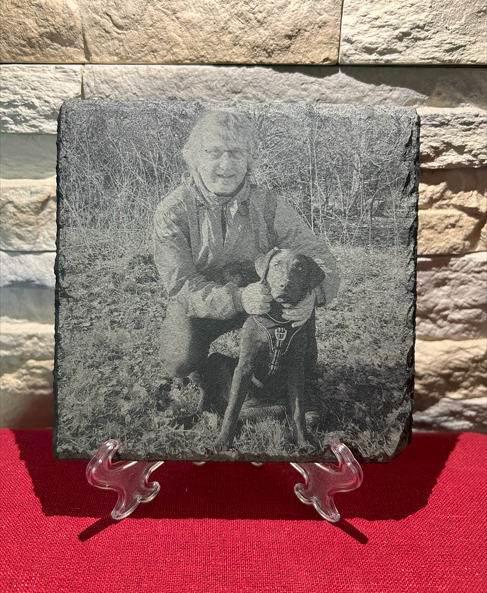 Schieferplatte mit Fotogravur – personalisiertes Erinnerungsstück mit Bild