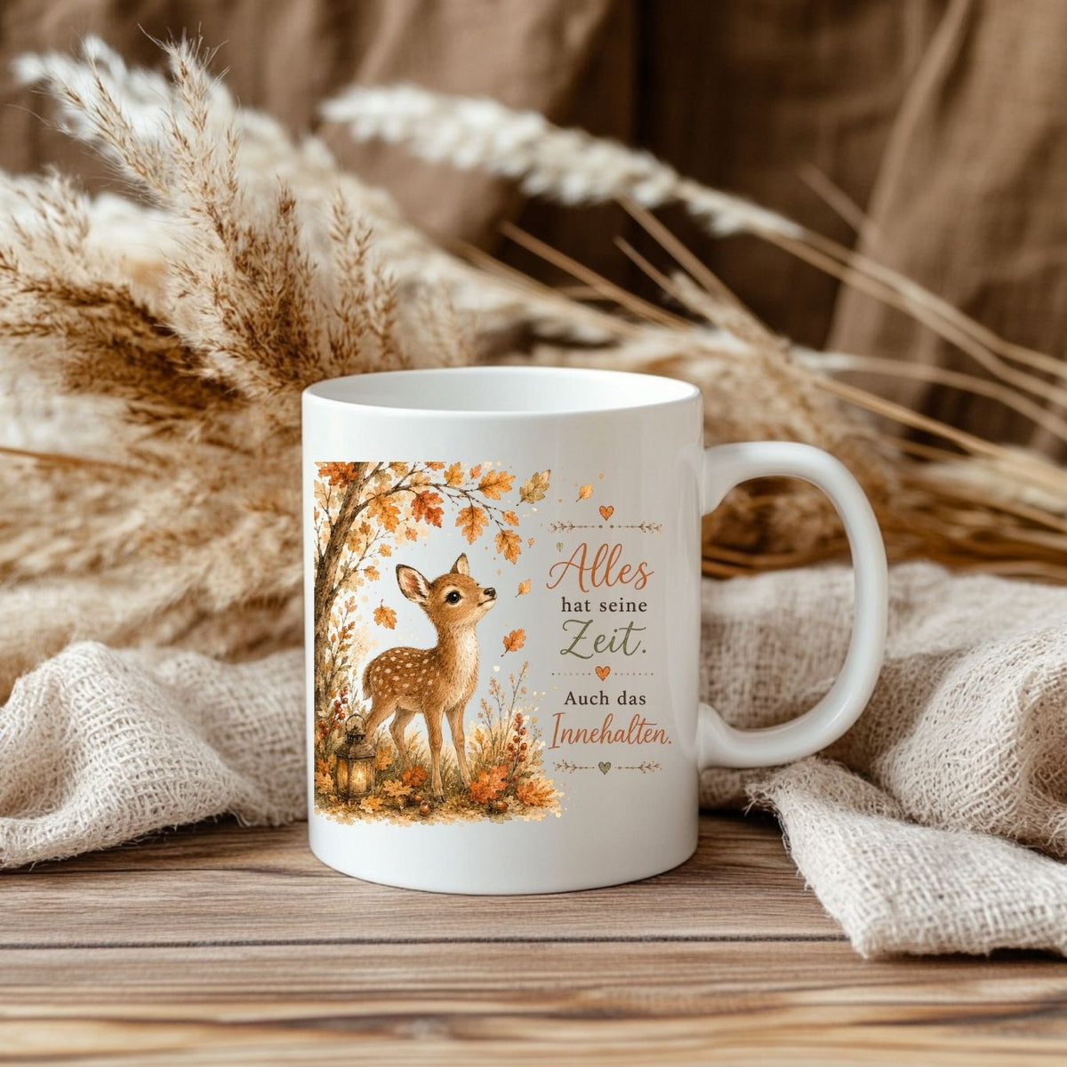 „Alles hat seine Zeit. Auch das Innehalten.“ - Herbst-Tasse mit Rehkitz
