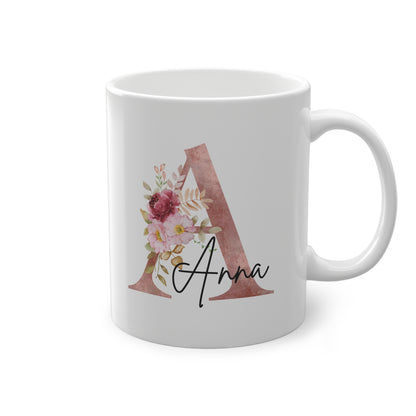 Personalisierte Keramiktasse mit Name & floraler Initiale – Geschenkidee