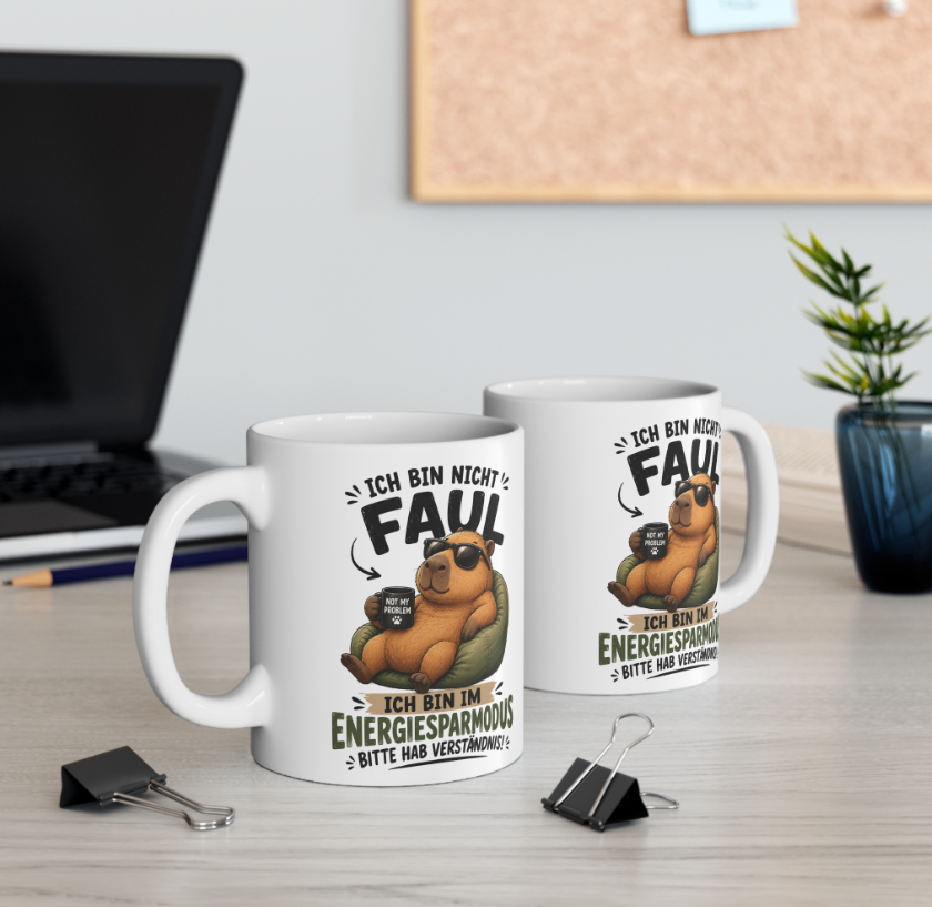 Capybara Motiv auf weißer Keramiktasse mit lustigem Spruch