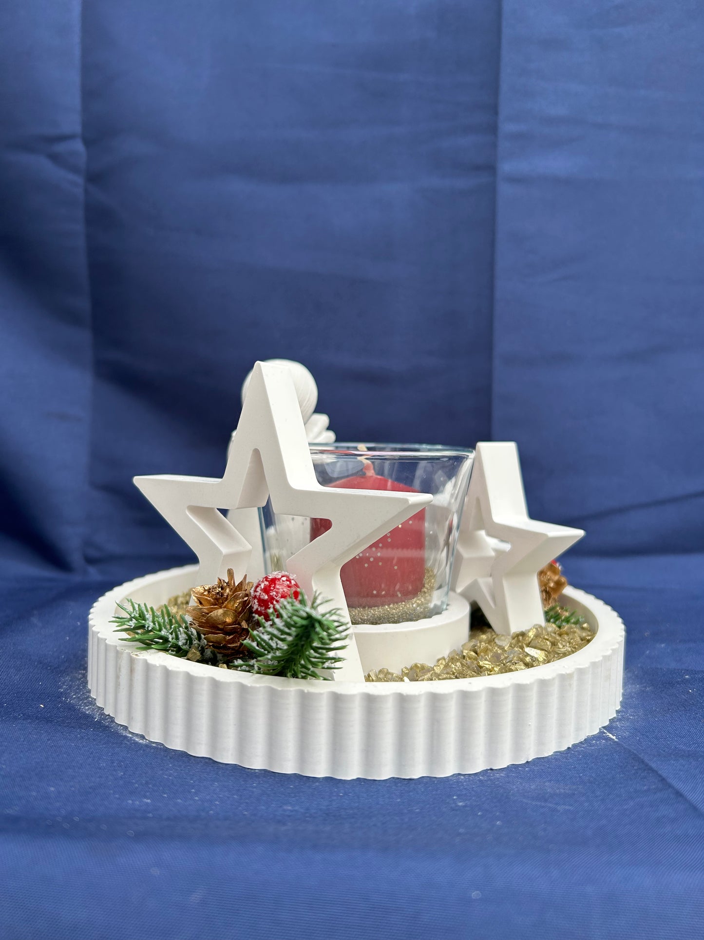 Dekoteller mit Schutzengel-Figur, Sternen und Kerze - Weihnachtsdeko