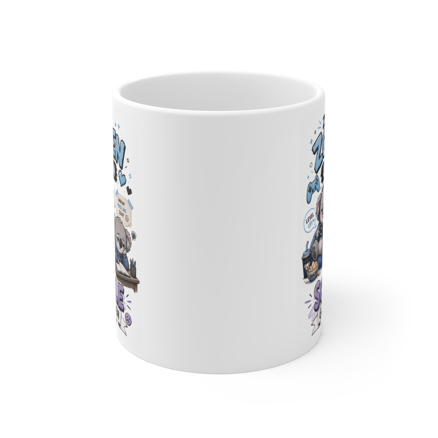 Rundum bedruckte Keramiktasse mit seitlich sichtbarem Koala Gamer Motiv und Schul Design