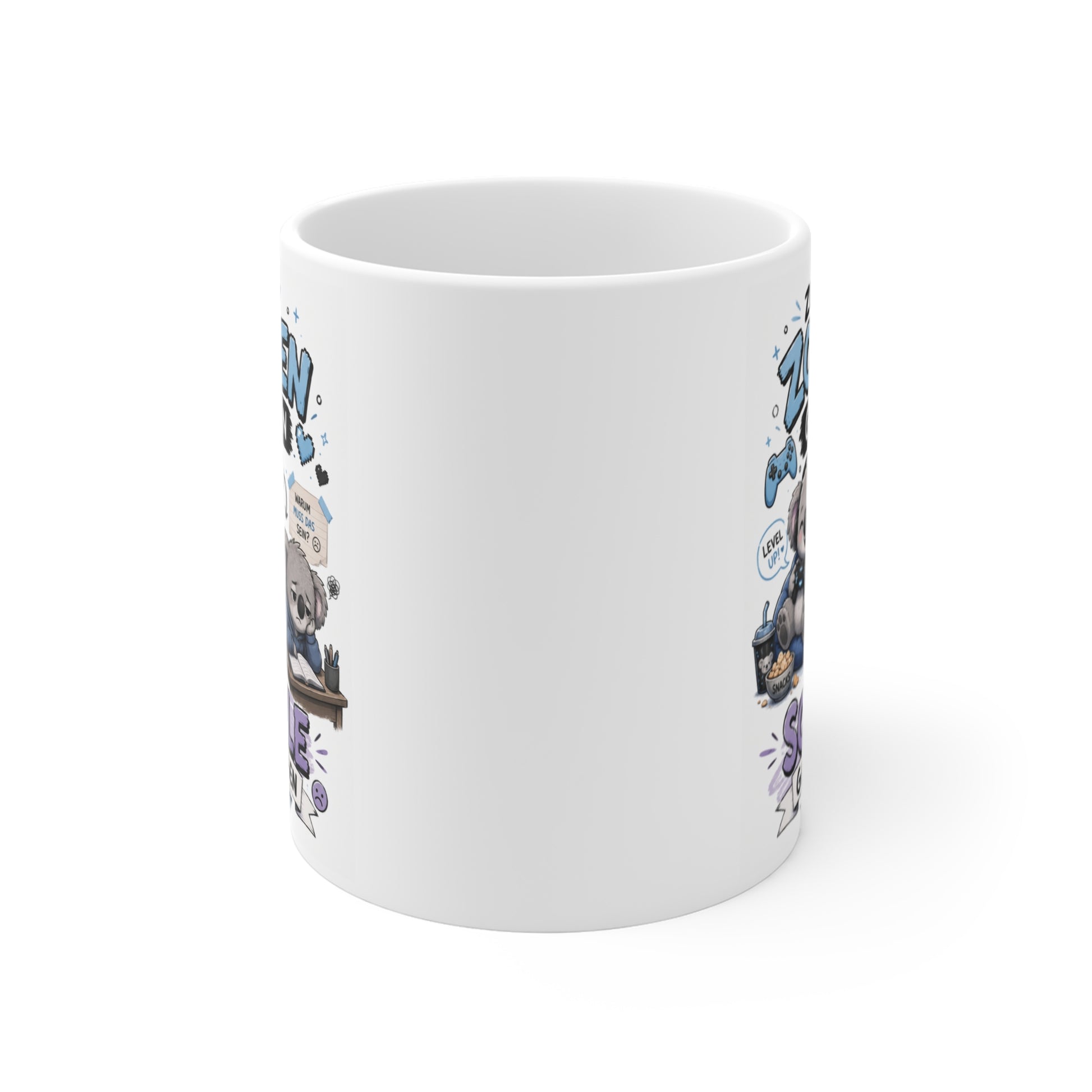Rundum bedruckte Keramiktasse mit seitlich sichtbarem Koala Gamer Motiv und Schul Design