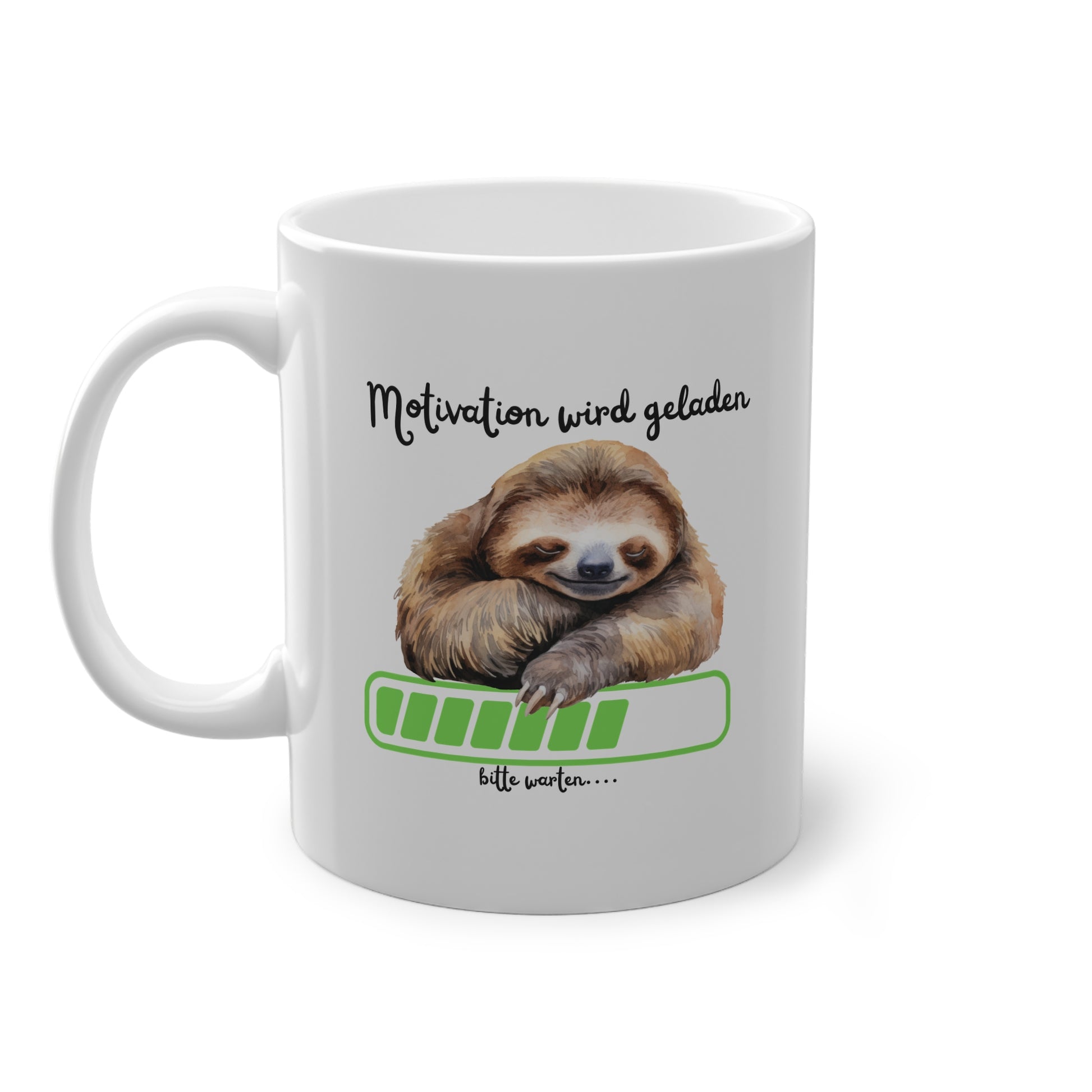 Weiße Keramiktasse mit Faultier Motiv und Spruch „Motivation wird geladen bitte warten“