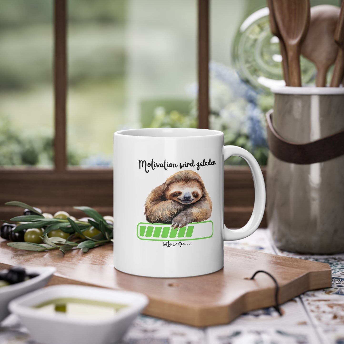 Kaffeetasse Faultier Motivation wird geladen – Lustiger Büro Spruch