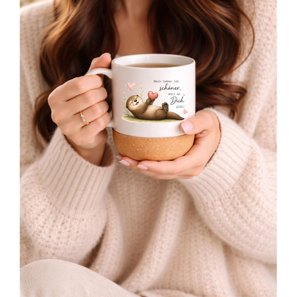 Mein Leben ist schöner weil es Dich gibt - Otter Tasse mit Korkboden 