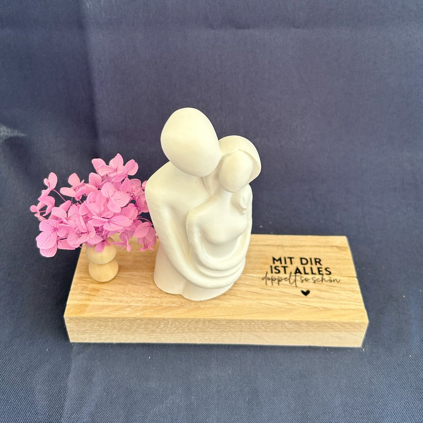 Dekofigur Pärchen mit Spruch „Mit dir ist alles doppelt so schön“