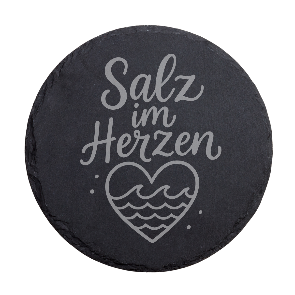 Runder schwarzer Schiefer-Untersetzer mit Schriftzug „Salz im Herzen“ und maritimem Herzmotiv