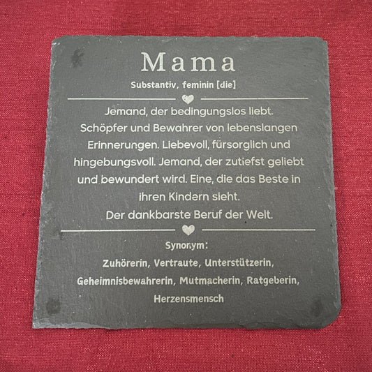 Gravierte Schieferplatte Mama mit Definition und Herz Symbol