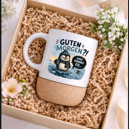 Guten Morgen?! Ganz dünnes Eis Tasse mit Korkboden – Lustige Pinguin Tasse Kaffee Spruch Büro Geschenk