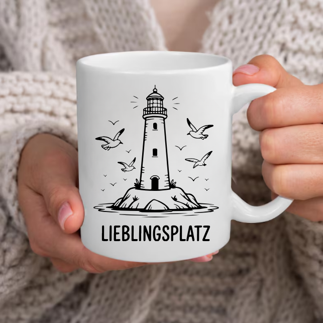 Leuchtturm Lieblingsplatz Tasse – Maritime Keramiktasse mit Leuchtturm | Geschenk für Meerliebhaber & Küstenfans