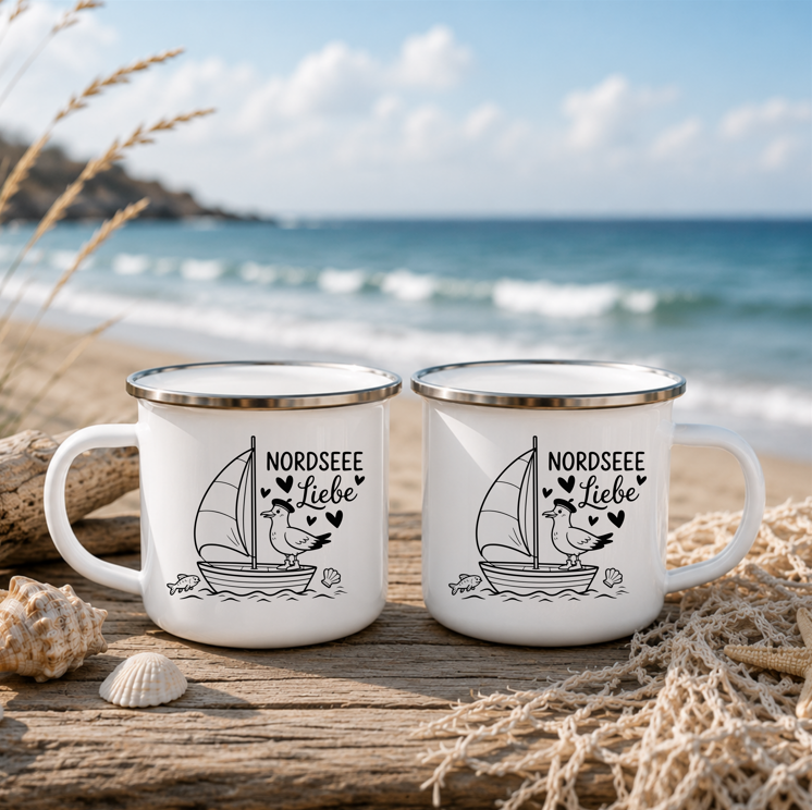 Nordsee Liebe | Maritime Tasse mit Segelboot & Möwe | Nordsee Geschenk | Ostsee | Camping Becher 350 ml Emaille Tasse