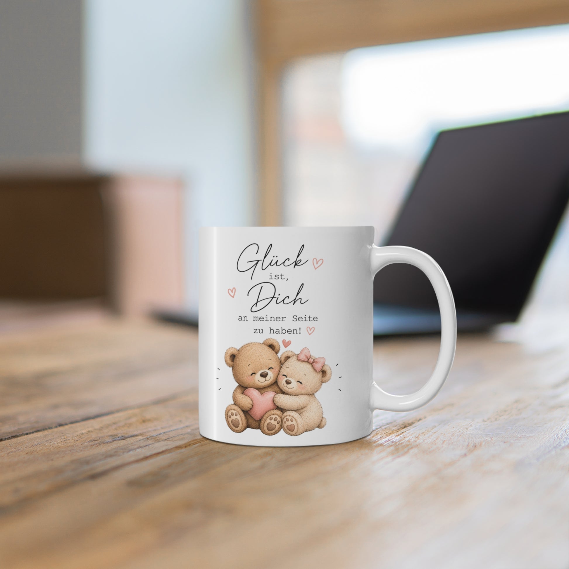 Keramiktasse mit zwei verliebten Teddybären und Herzmotiv