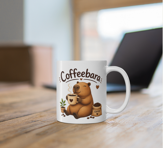 Weiße Coffeebara Tasse mit Capybara, dampfendem Kaffee, Kaffeebohnen und Coffee-Beutel