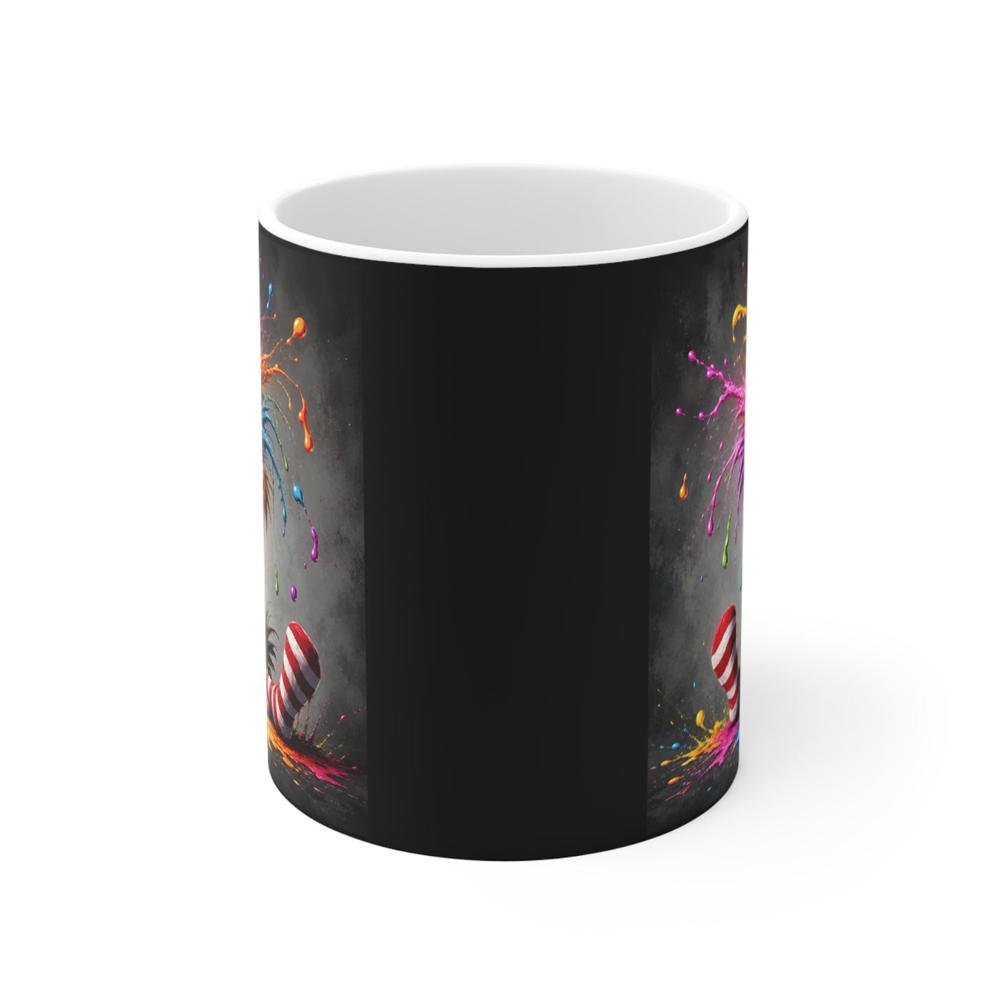 Rundum bedruckte Keramiktasse mit schwarzem Hintergrund und seitlich sichtbarem Vogelmotiv
